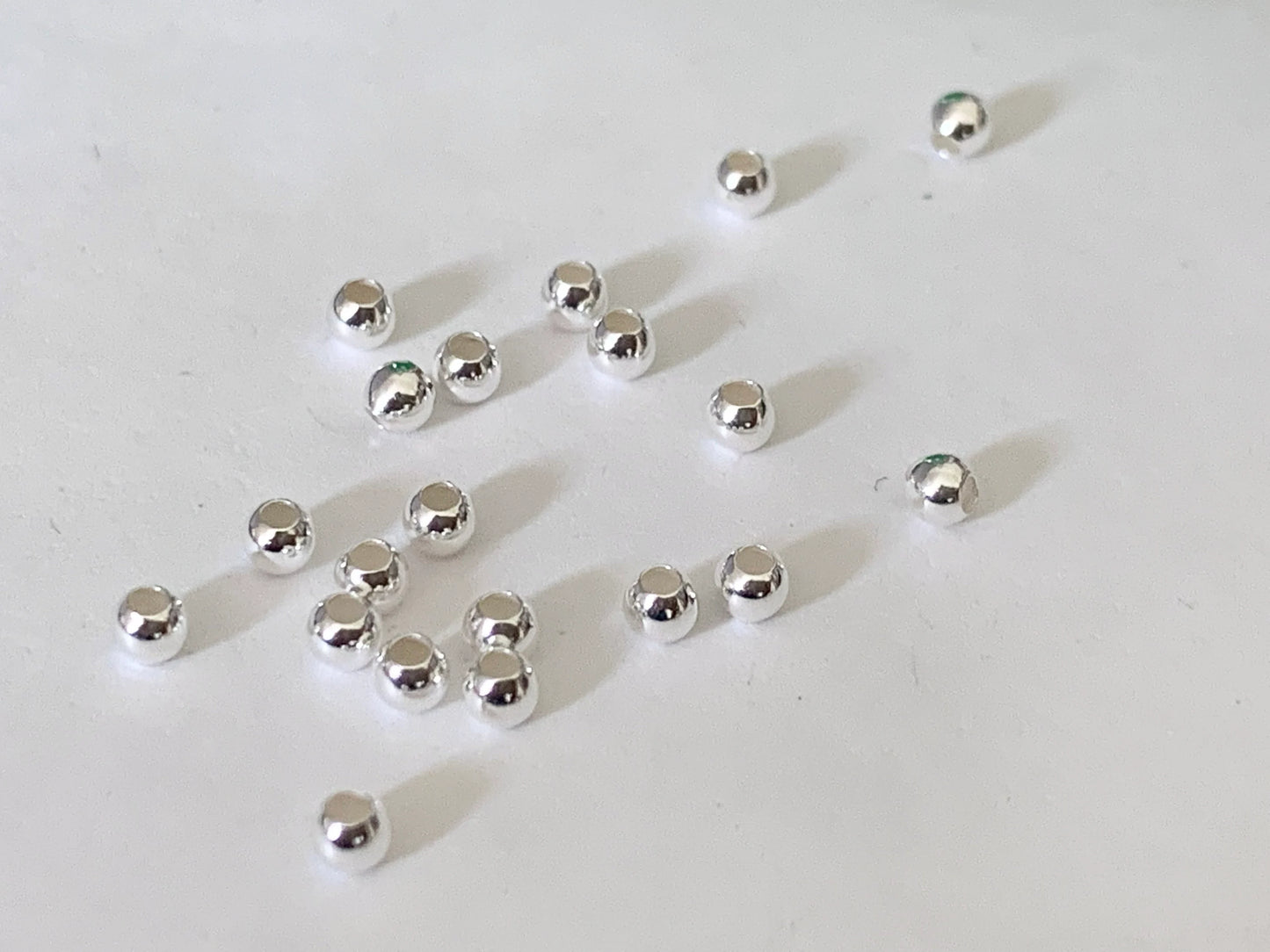 Par lot de 10 Perles lisses 2,5 mm trou 1,2mm argent massif 925/1000