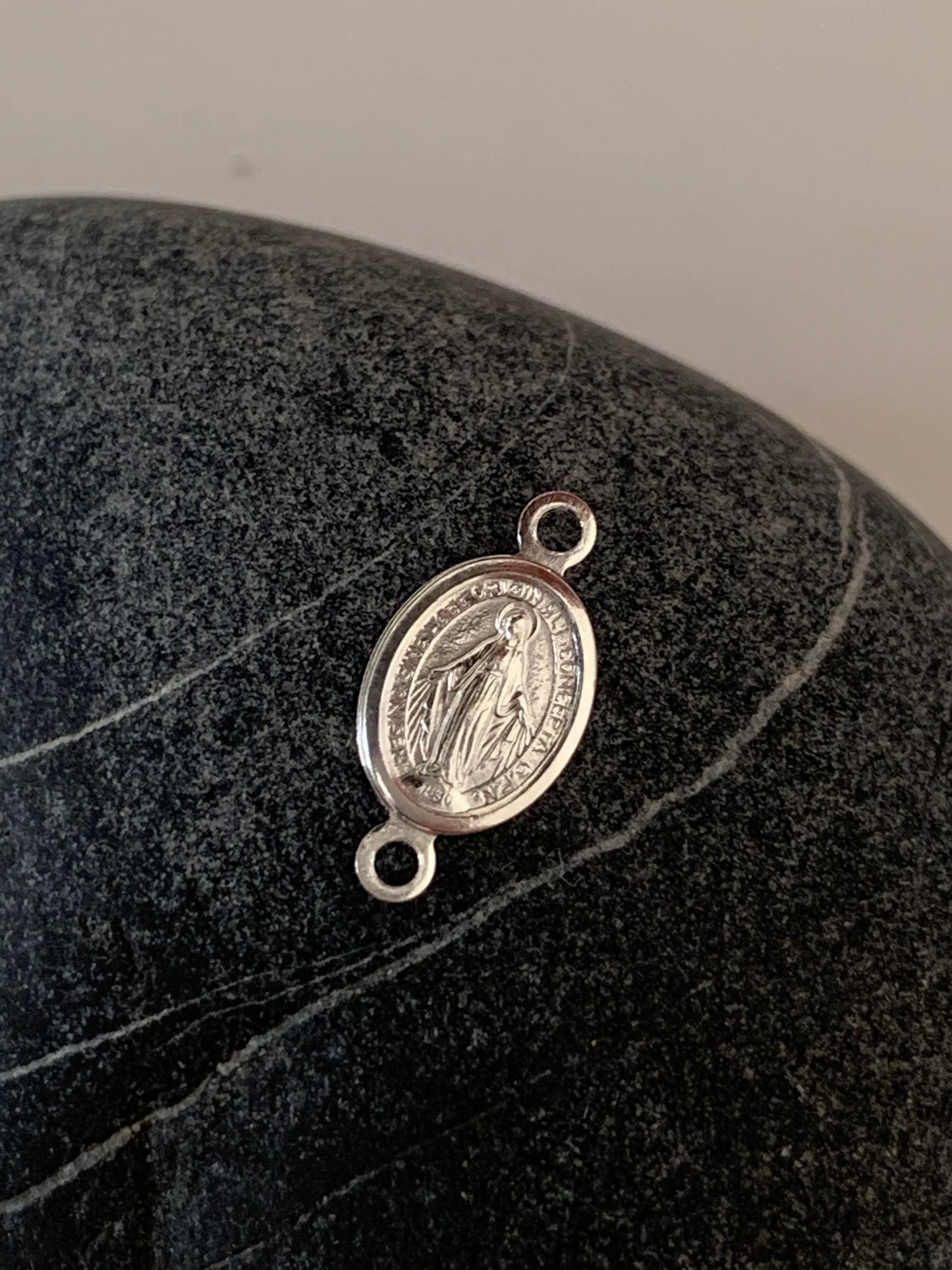 Connecteur Vierge argent véritable 12 mm, Madone en argent pur 925/1000 pour chapelet ou créations de bijoux PETIT MODELE