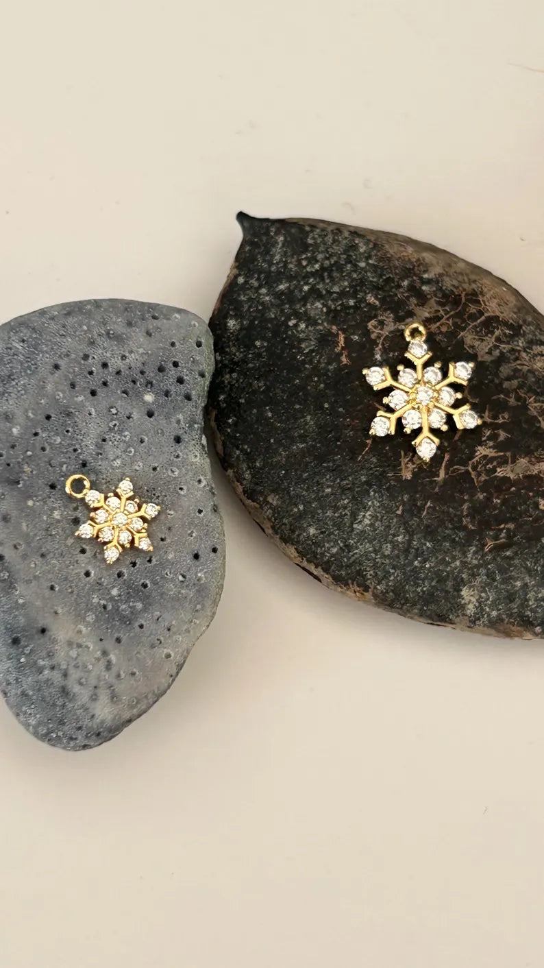 Flocon de neige 8mm / 13mm strass et plaqué or plaqué or 24 carats, étoile mer plaqué or 24 K, petits diamants zircon