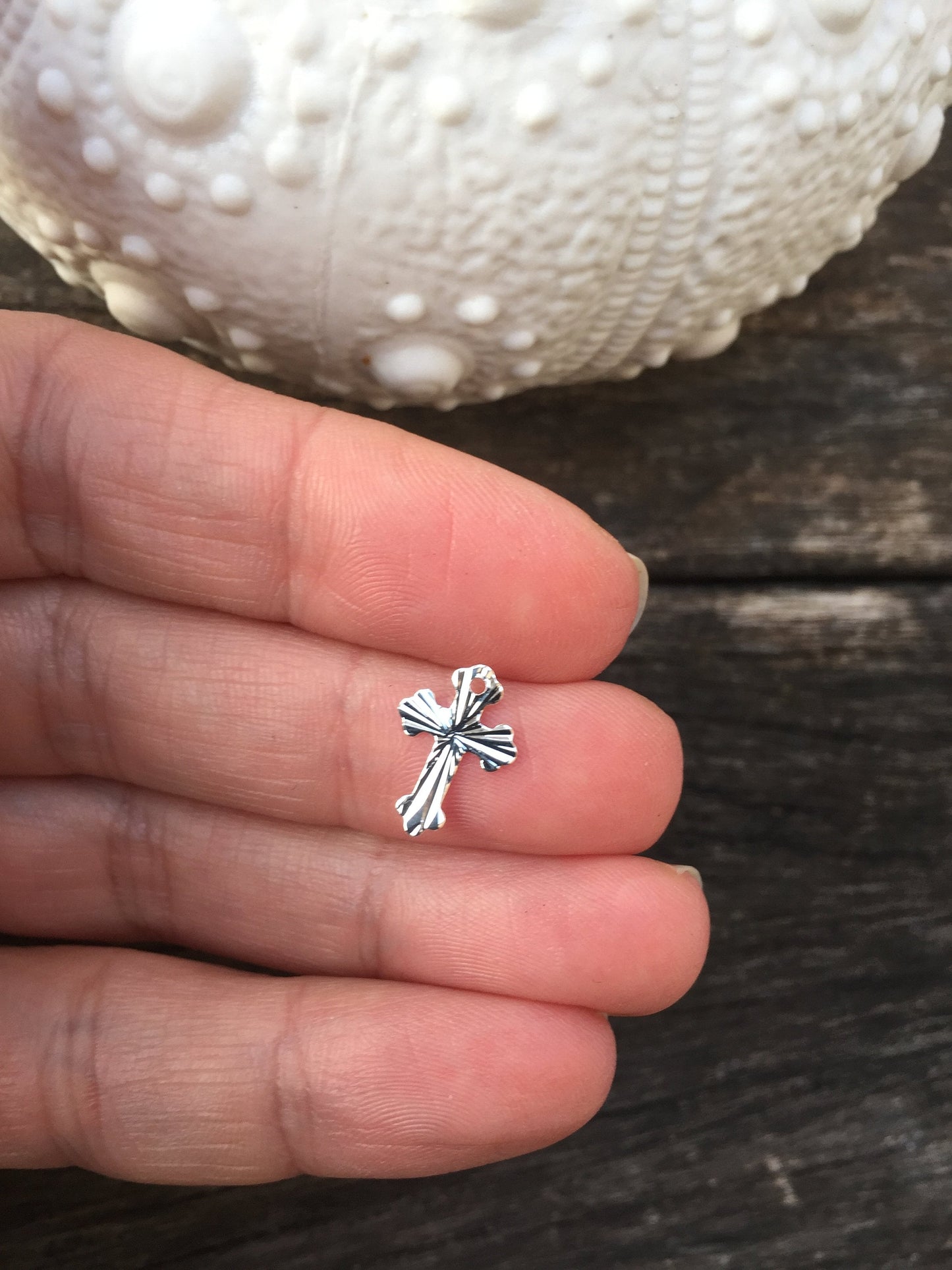 Croix minimaliste taillée Argent 925 - 13 x 9 mm