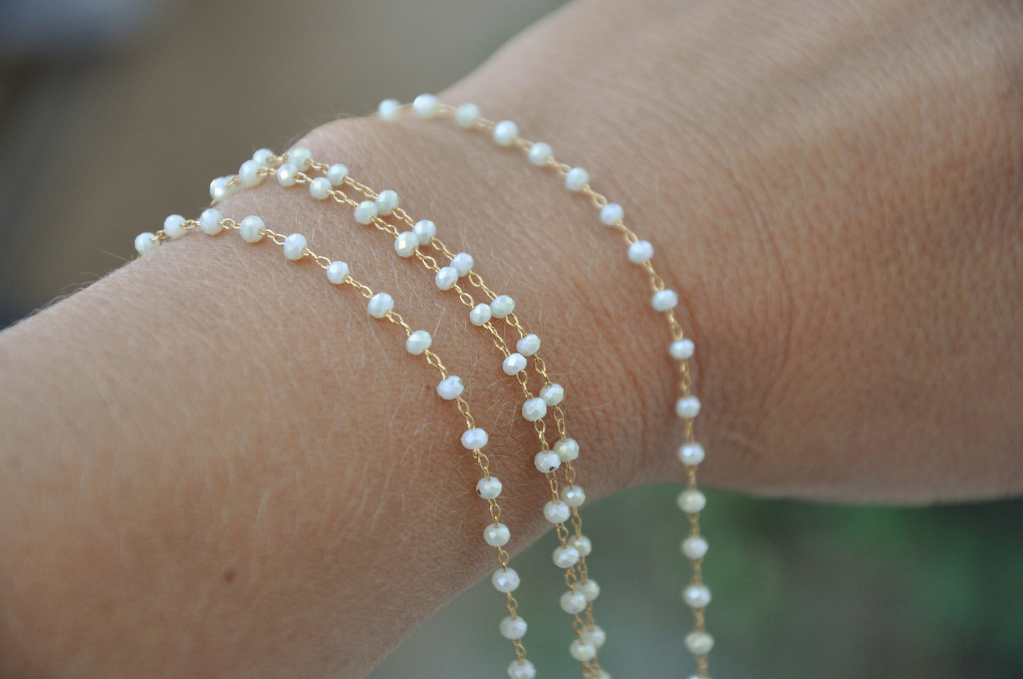 22K Chaîne maille 1,8 mm et perles verre 3 mm blanches plaqué or 100% français