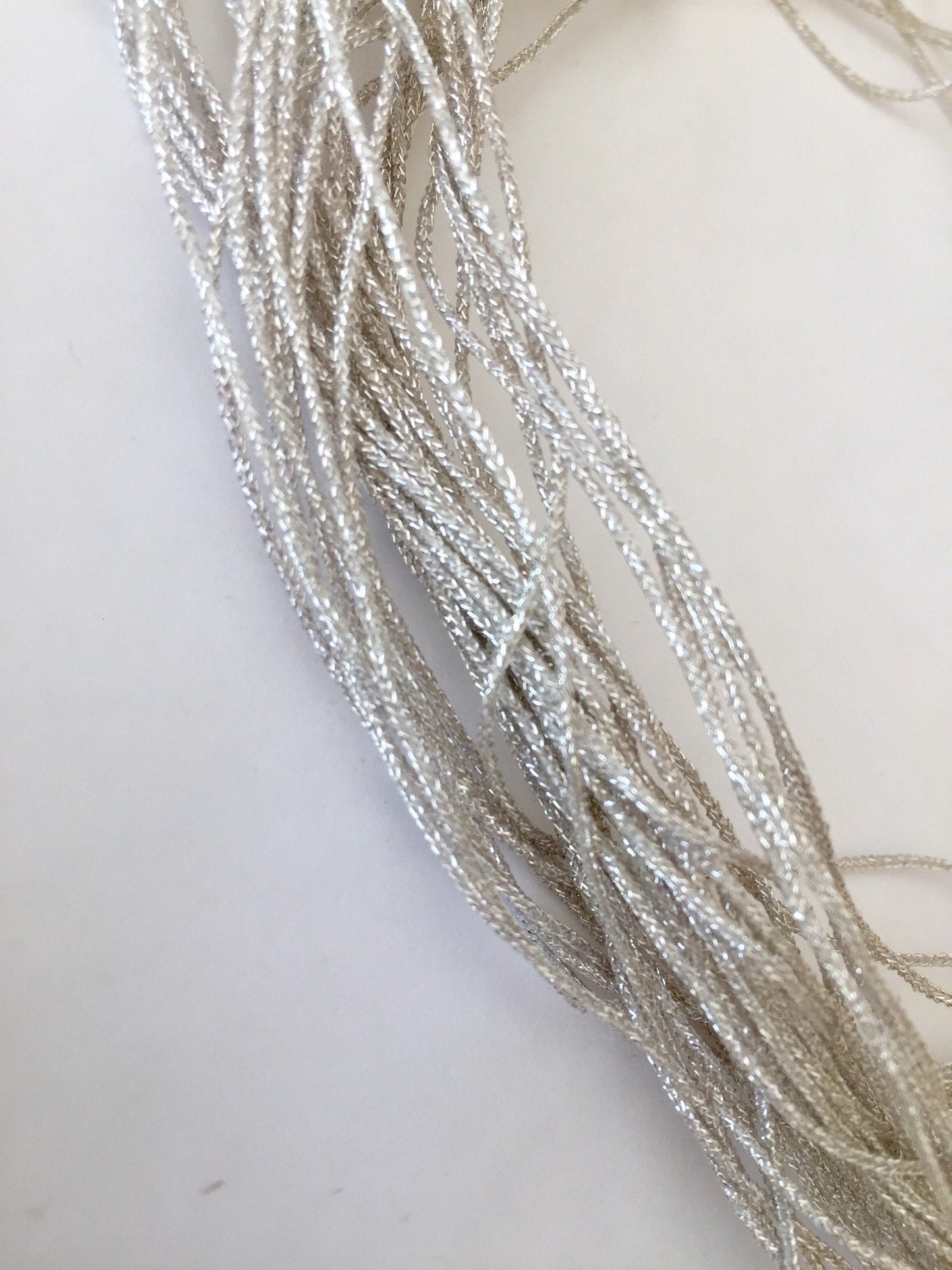5 mètres fil polyester 0,8mm Argent