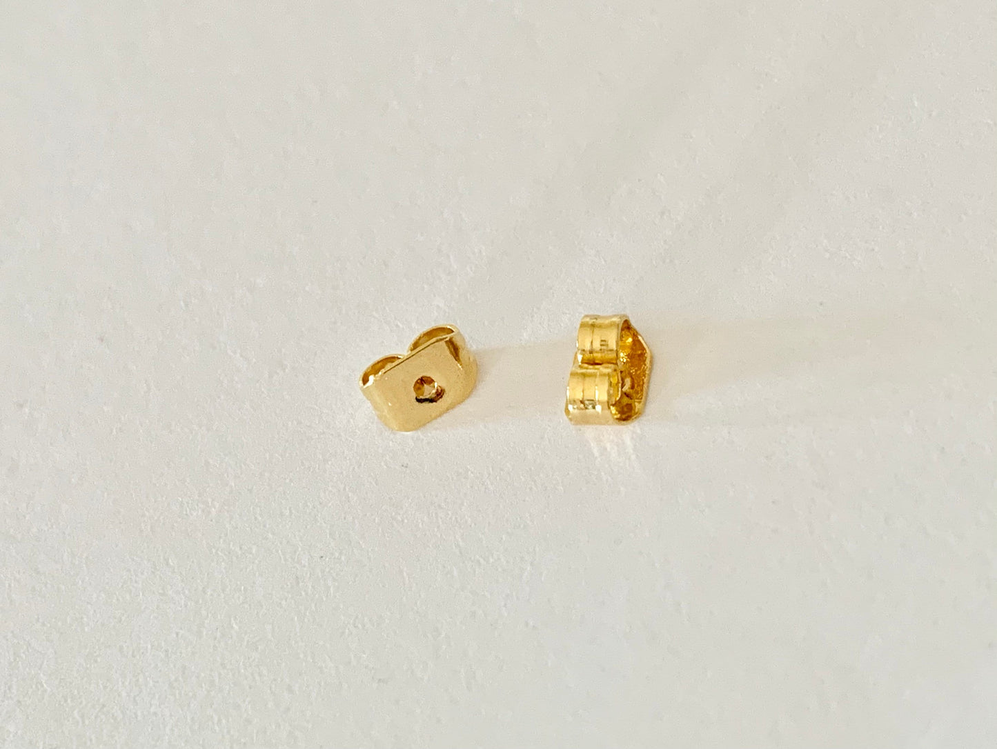 Paire d’embouts clous d’oreilles 5x3mm , paire Papillons poussoirs boucles plaqué or