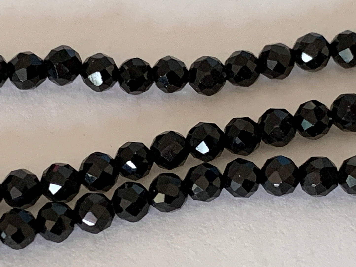 10 Perles 3mm Spinelle noire facettée, pierre naturelle 3 mm, 10 perles Spinelle noire facettes gemme naturelle 3mm