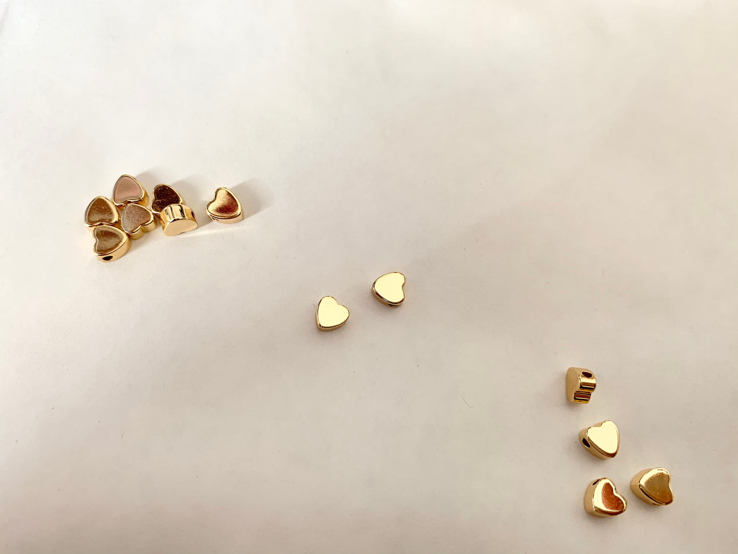 2 Perles cœurs 5mm dorés à l’or fin, petites perles intercalaires coeur créations de bijoux 5mm
