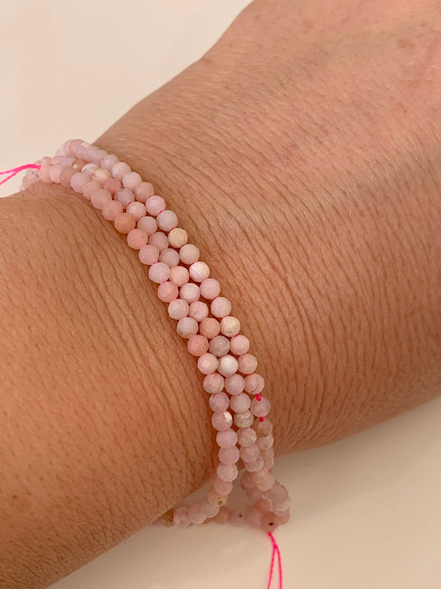 Opale rose 3 mm facettes, 10 perles facettes gemme naturelle 3mm tons roses, pierre naturelle, Opale naturelle