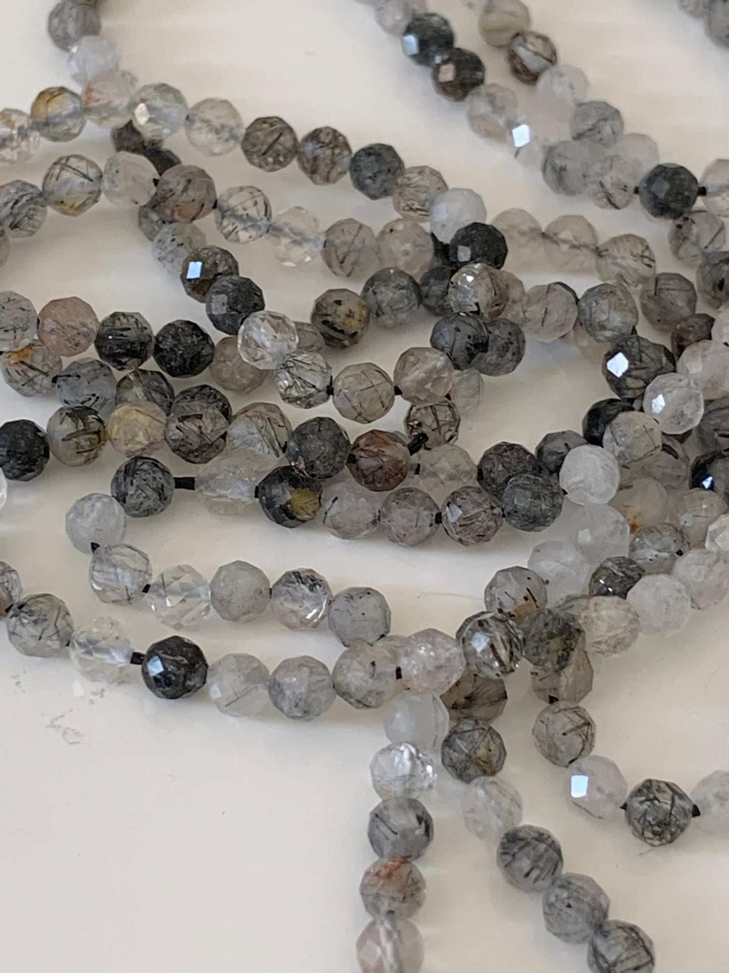 10 Perles 3mm Quartz Rutile noir facettées, pierre naturelle 3 mm, 10 perles Quartz Rutile noir facettes gemme naturelle 3mm