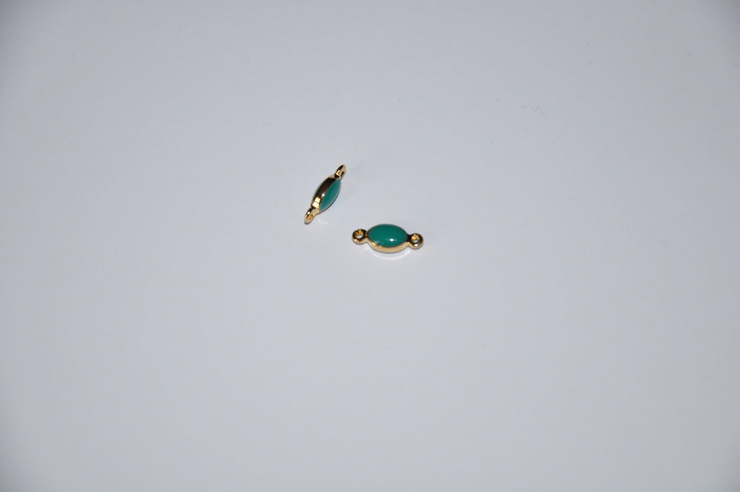 Connecteur Olive, grain de riz, plaqué or Epoxy verte émeraude 7 x 4 mm
