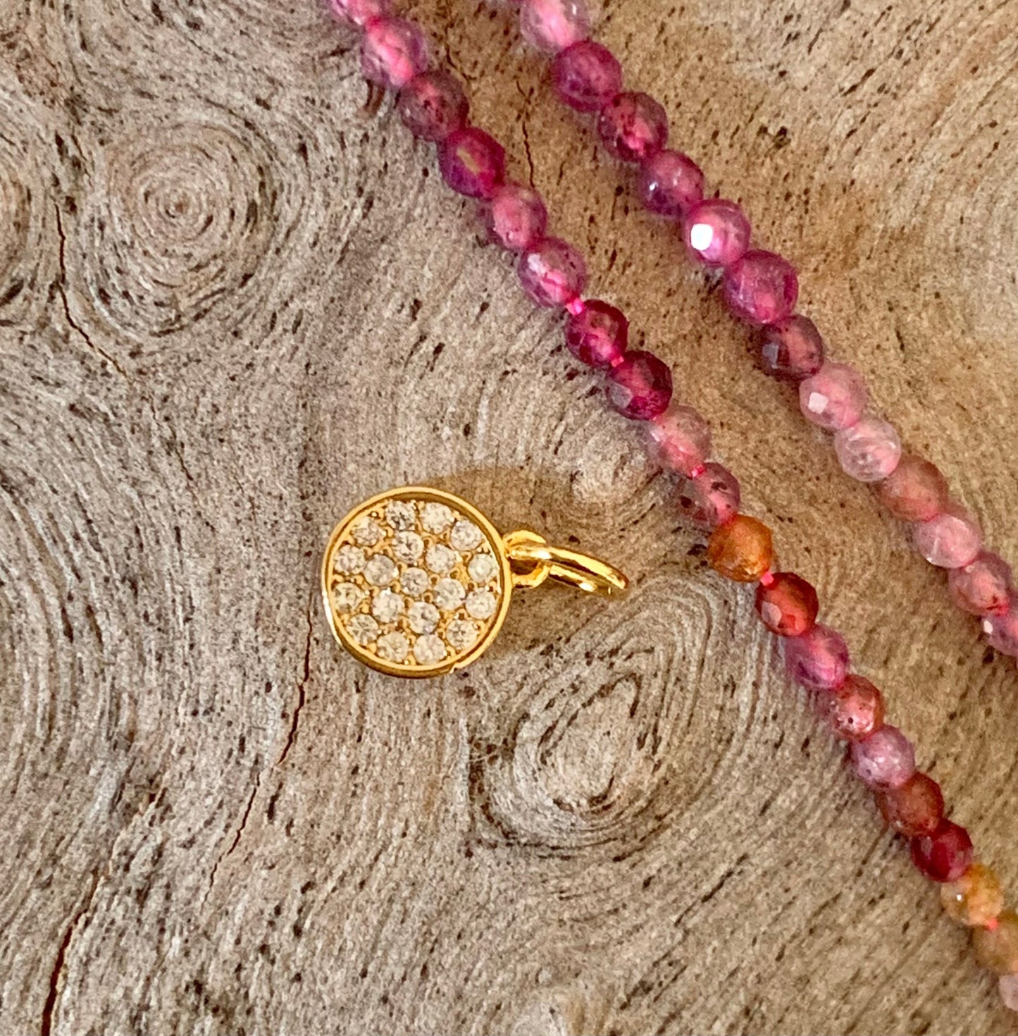 Breloque zircons 6mm Plaqué Or 24 K, pampille strass, mini pendentif disque or