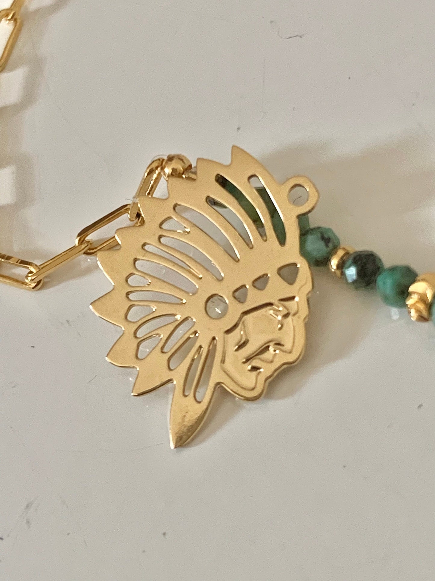 Tête Indien 18 x 14,5mm doré, Pendentif indien plaqué or 24 carats