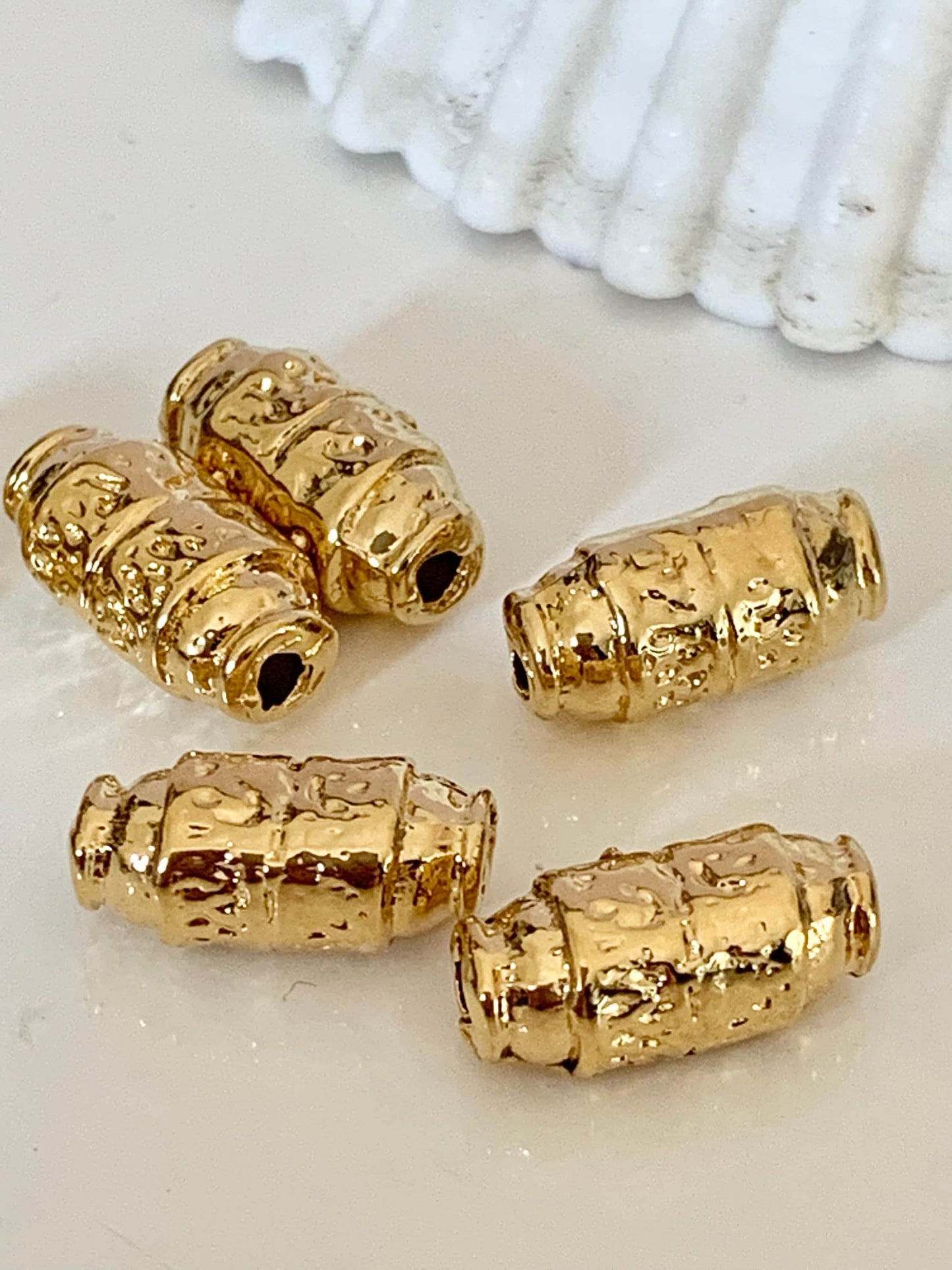 Connecteur Bali 14 x 7mm, intercalaire perle tube plaqué or 24 carats