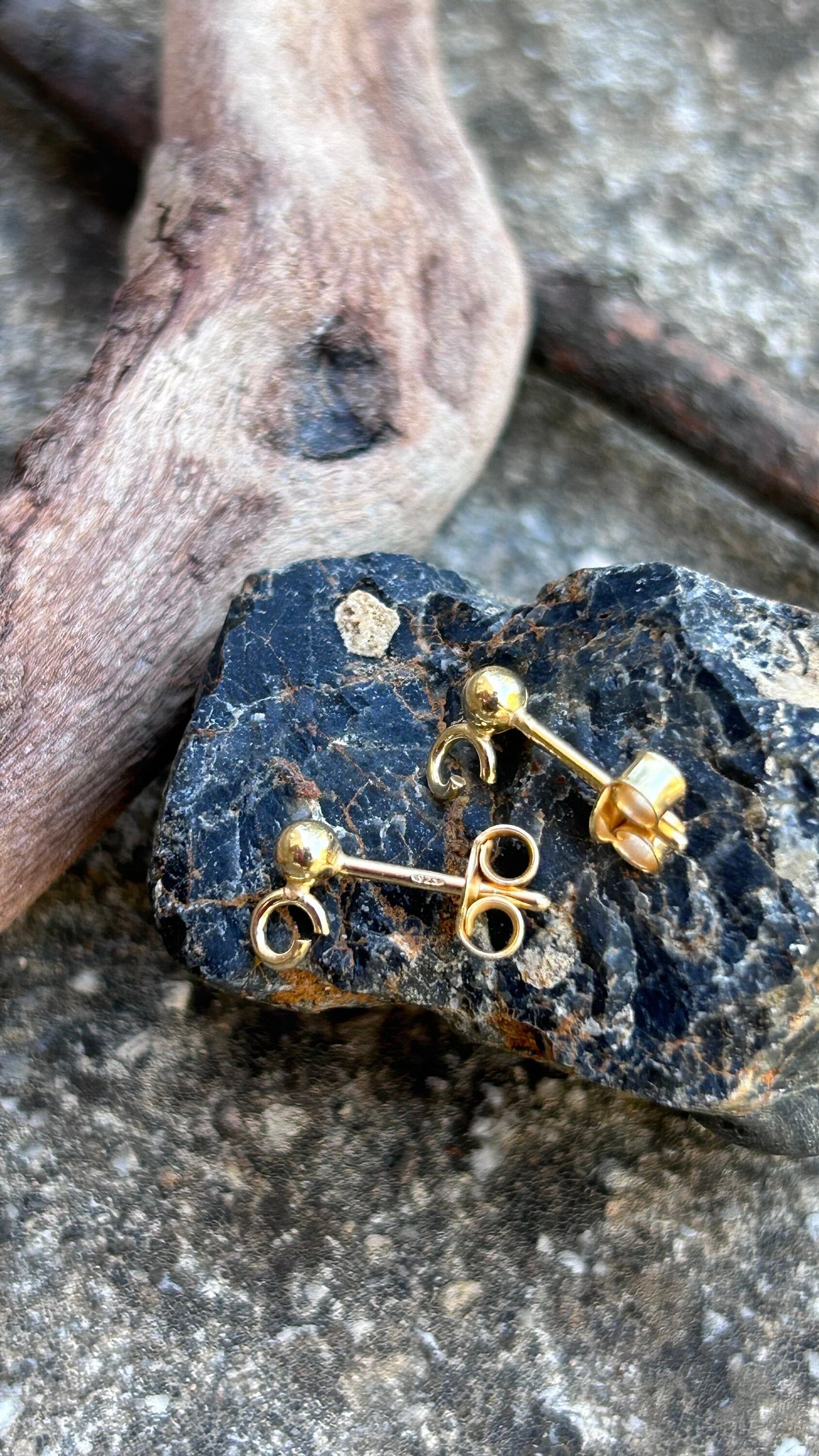 1 Paire de puces, tiges, Boucles d'oreilles boules 3mm vermeil dorées, Clous d'oreilles boule argent 925 puis Plaqué Or.