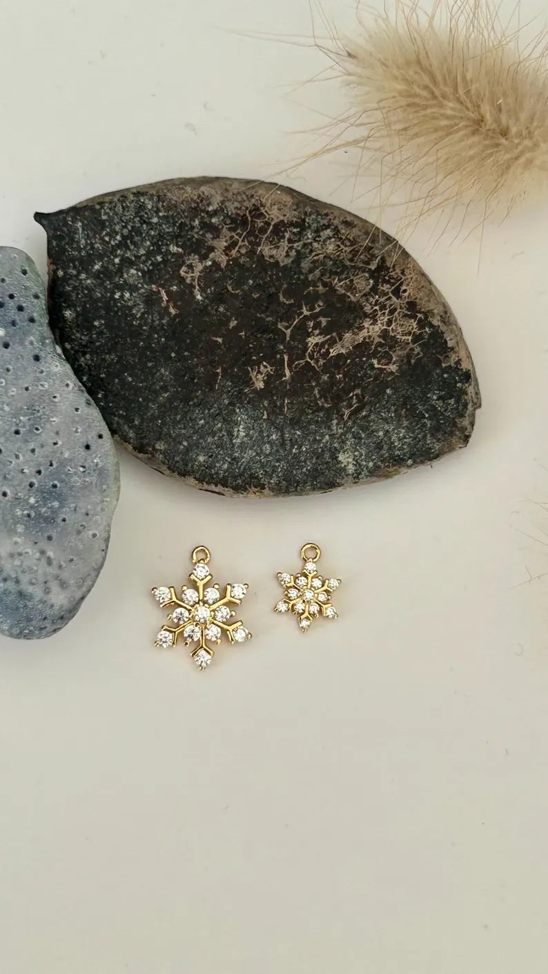 Flocon de neige 8mm / 13mm strass et plaqué or plaqué or 24 carats, étoile mer plaqué or 24 K, petits diamants zircon