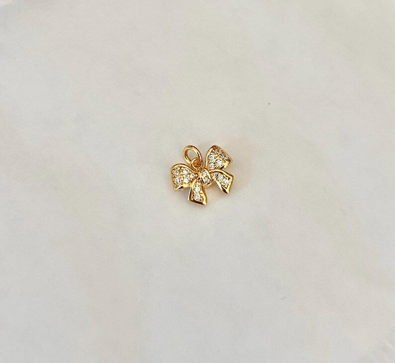 Pendentif Noeud 14mm strass et plaqué or plaqué or 24 carats, noeud plaqué or 24 K, petits diamants zircon