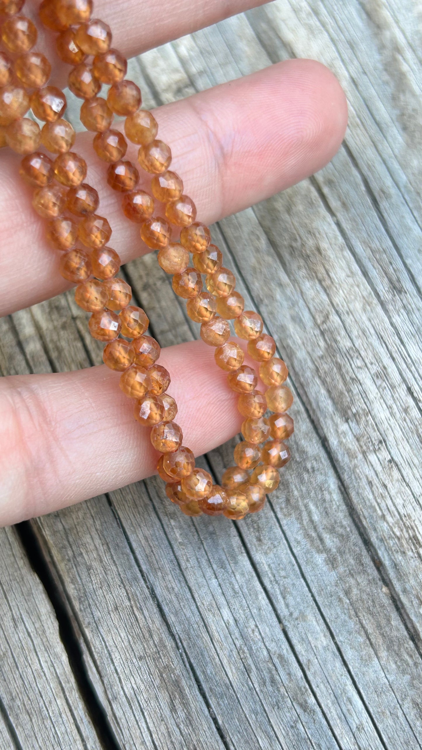 10 perles Grenat de Spessatine miel naturel facettes 4mm, pierre naturelle 4 mm, 10 perles de grenat orange facettées gemme naturelle 4mm