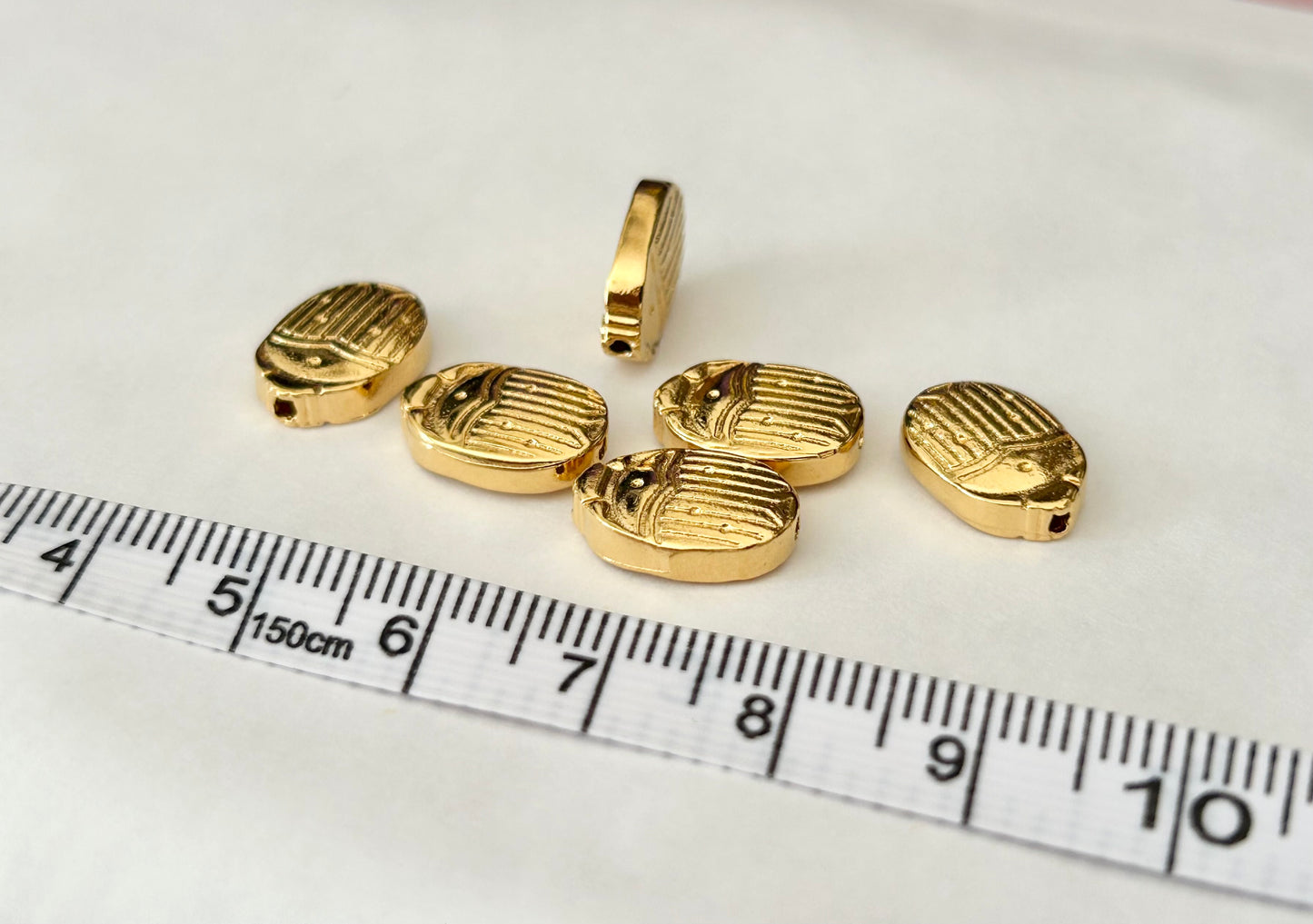 Scarabée 13x9,5mm doré, connecteur scarabée bombé plaqué or 24 carats