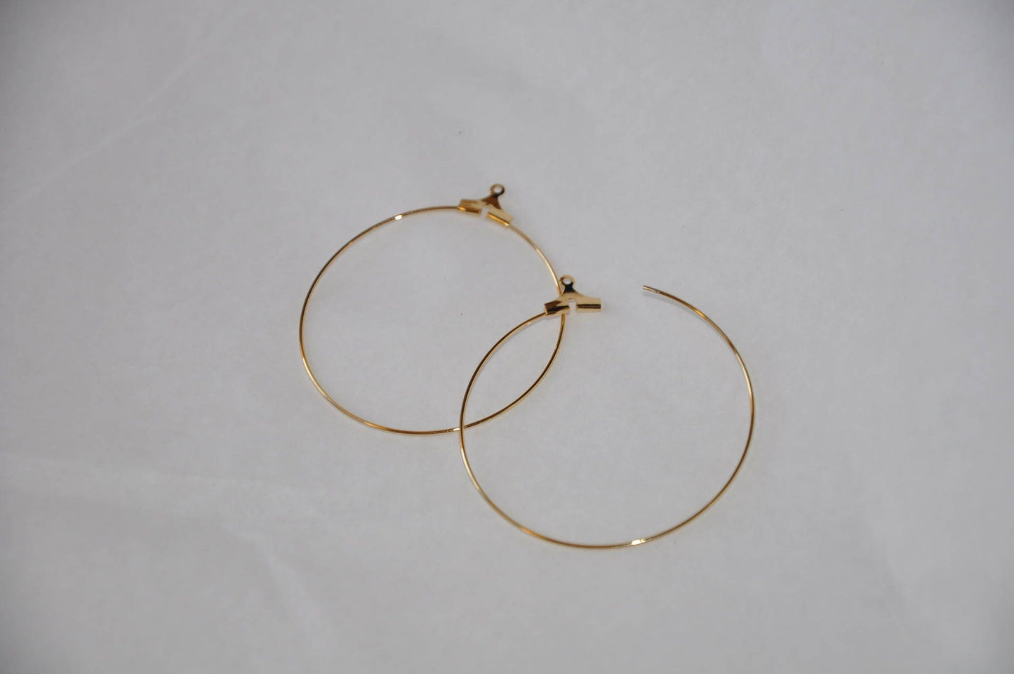 1 Paire créoles à enfiler or, Support de Créoles Plaqué Or Diam. 40 mm ouvertes