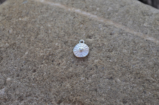 Pampille, pendentif ethnique minimaliste / cercle soleil inca / 9 mm / plaqué argent 925 / BOHO mode