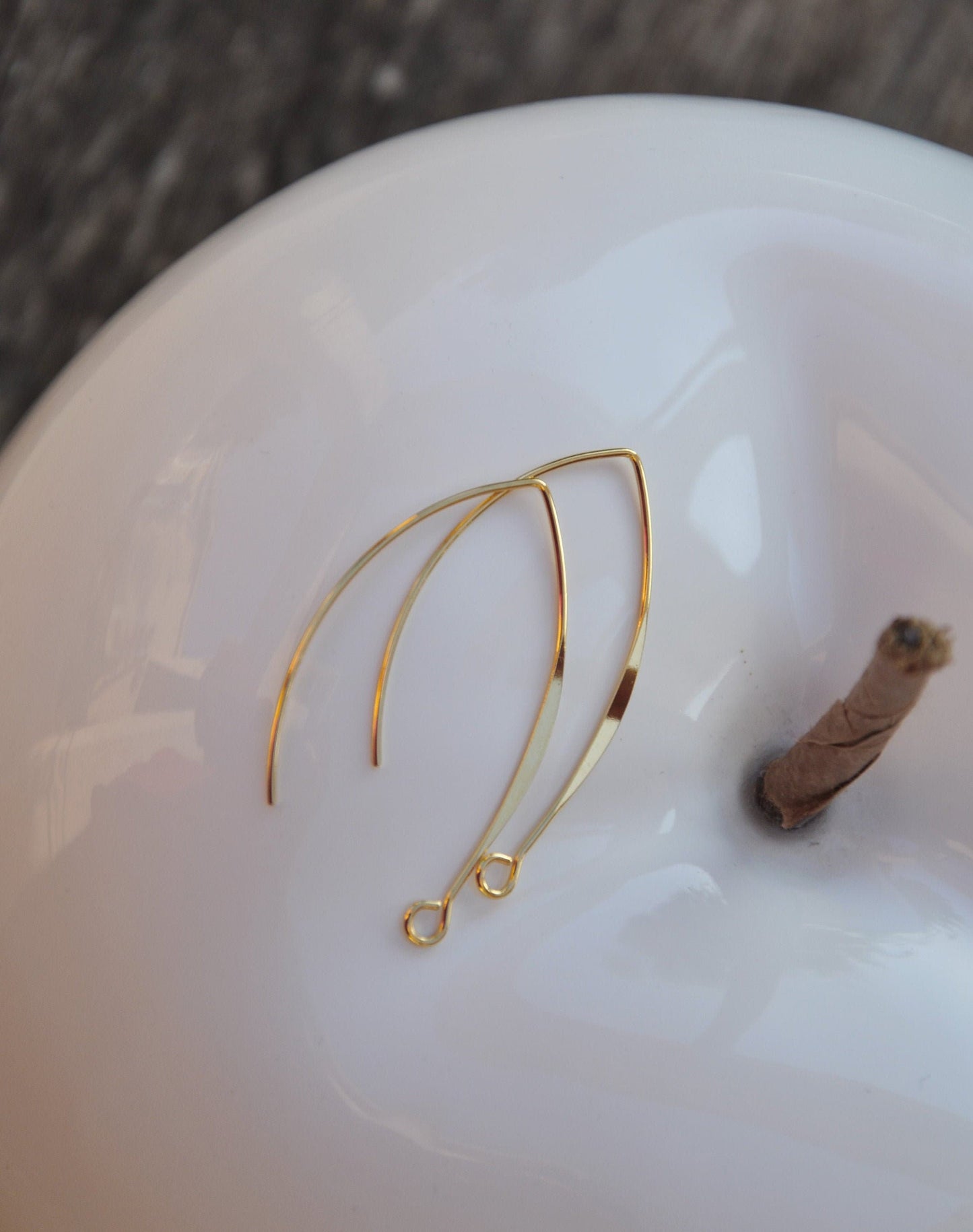 Crochets d'oreilles Arc 38 mm /  PLAQUE OR 24 carats / boucle d'oreille plaqué or
