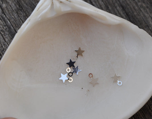 Lot de 2 Mini Etoiles plaqué Argent 6mm