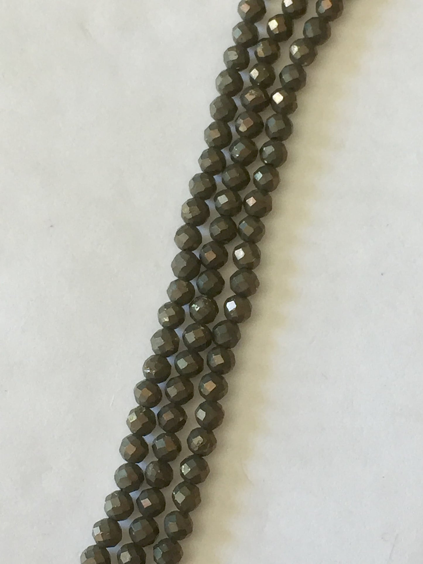 10 perles 3mm Pyrite facettée naturelle 3 mm, 10 perles pyrite facettes gemme naturelle 3mm