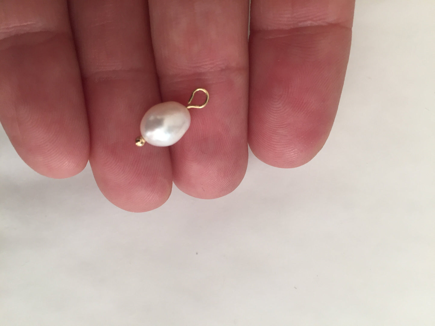 1 Pampille perle d’eau douce 8/9mm blanche et plaqué or