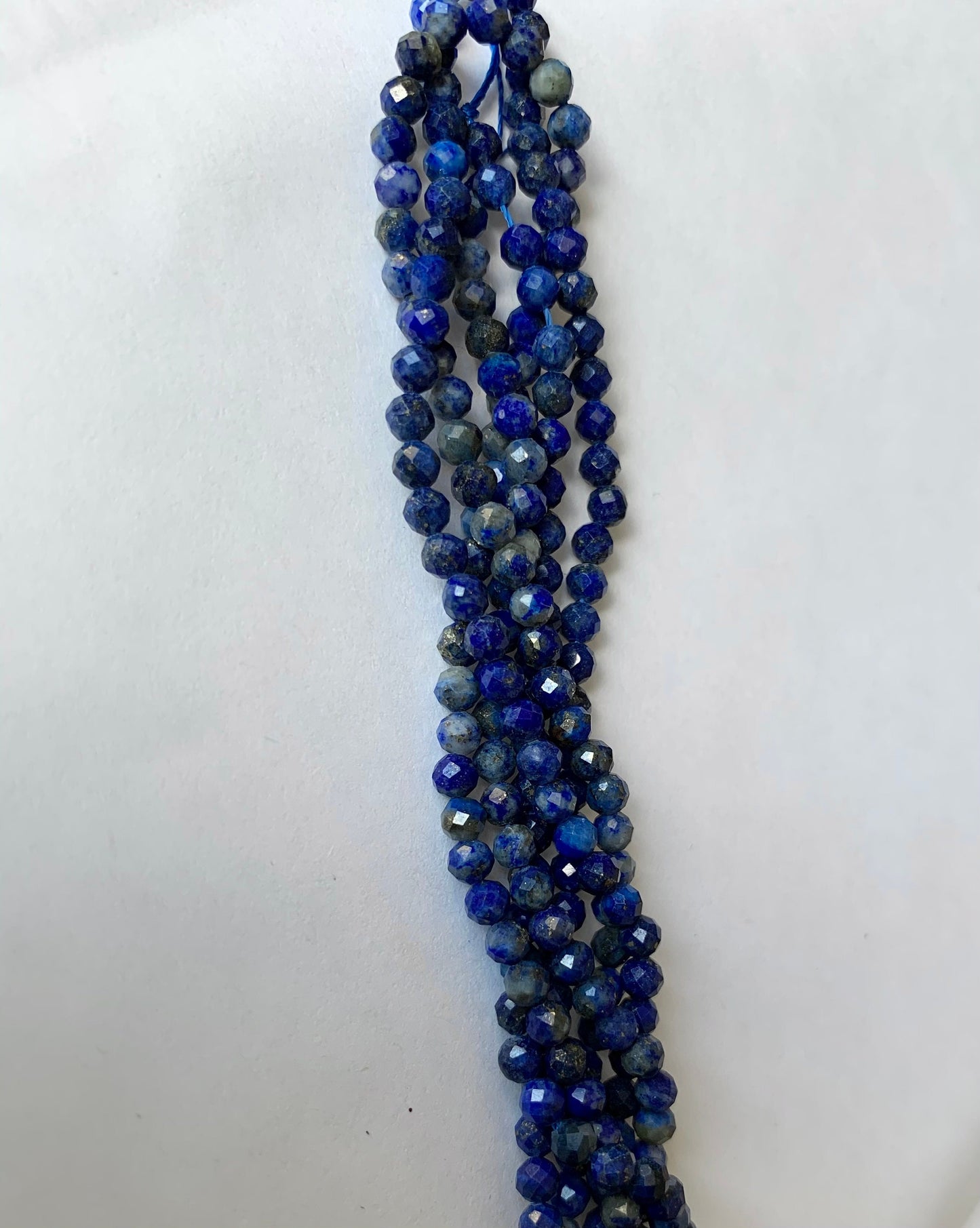 Lapis Lazuli bleue 3,3mm facettée, 10 perles facettes gemme naturelle tons bleus, Lapis Lazul pierre naturelle