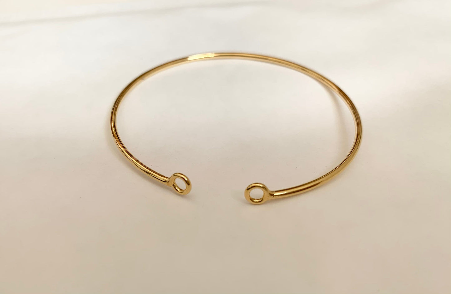 Jonc 2 anneaux 57 mm, bracelet cercle rigide plaqué or 24K, manchette fine