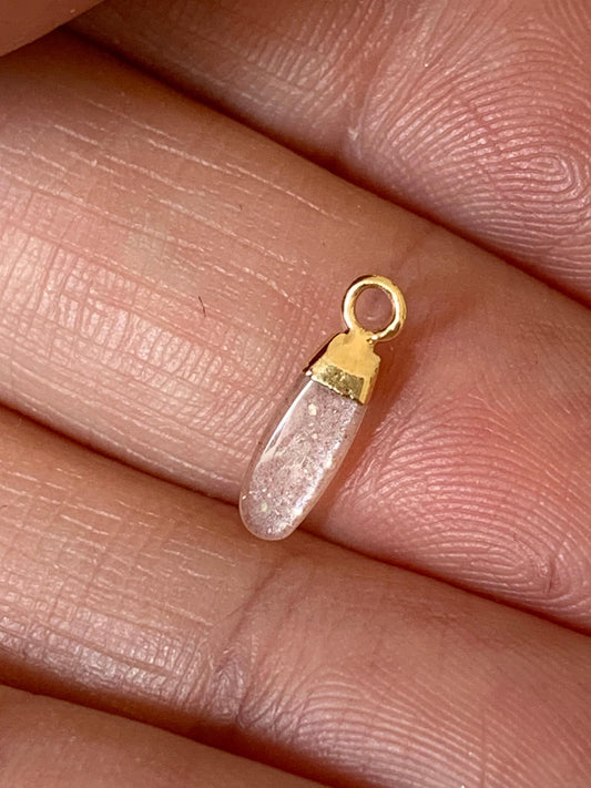 Pendentif "Plume" pointe Pierre de Lune dorée naturelle et vermeil 18K 3 x 10 mm