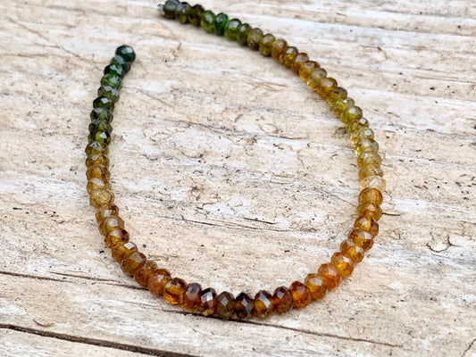 Tourmaline facettes irrégulières 2x4mm dégradé, perles facettées, Perles rondelles tourmaline 13cm, gemmes naturelles