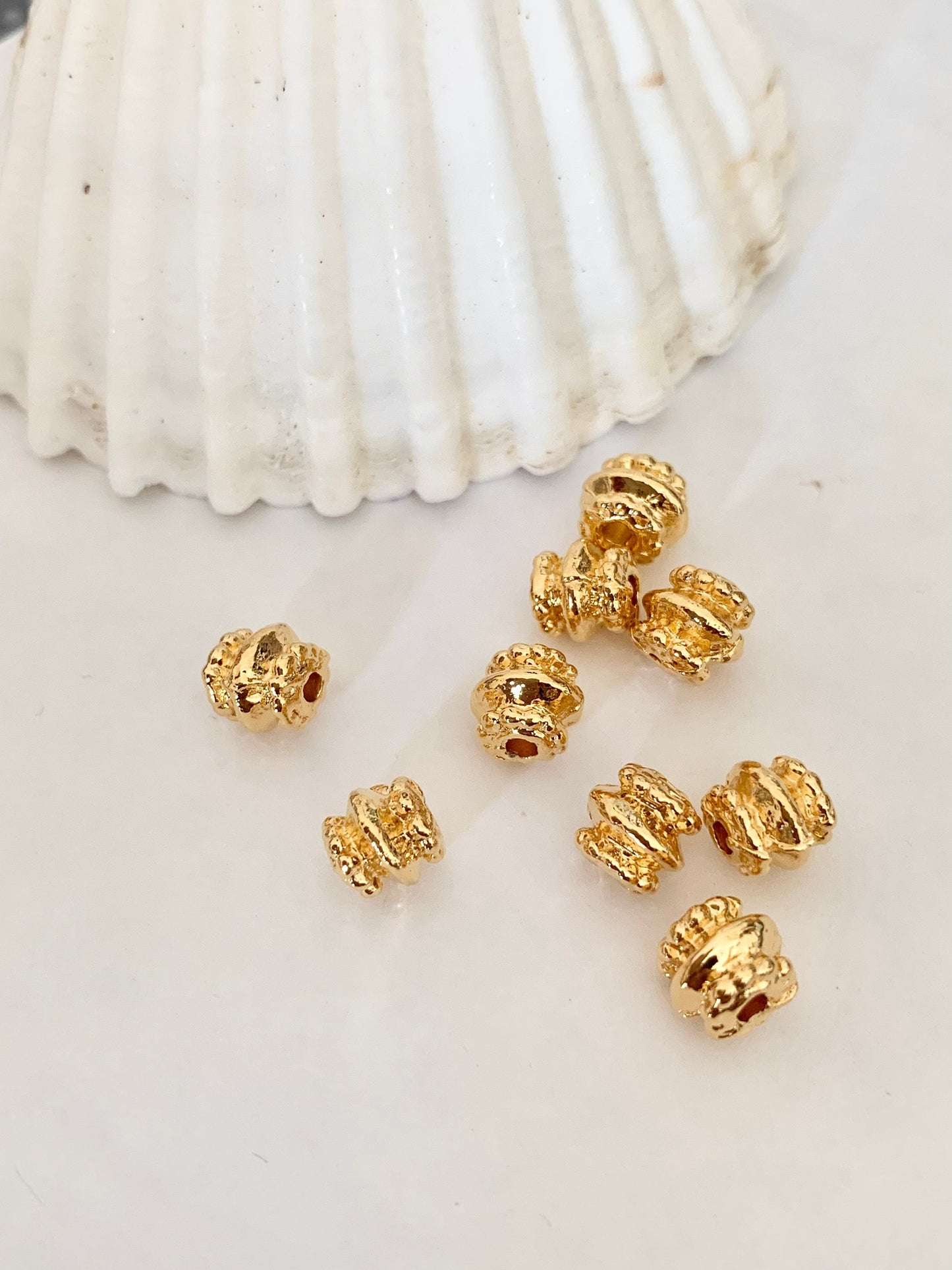 Intercalaire 6,7x7-5,5mm plaqué or, perles pour gemmes dorées
