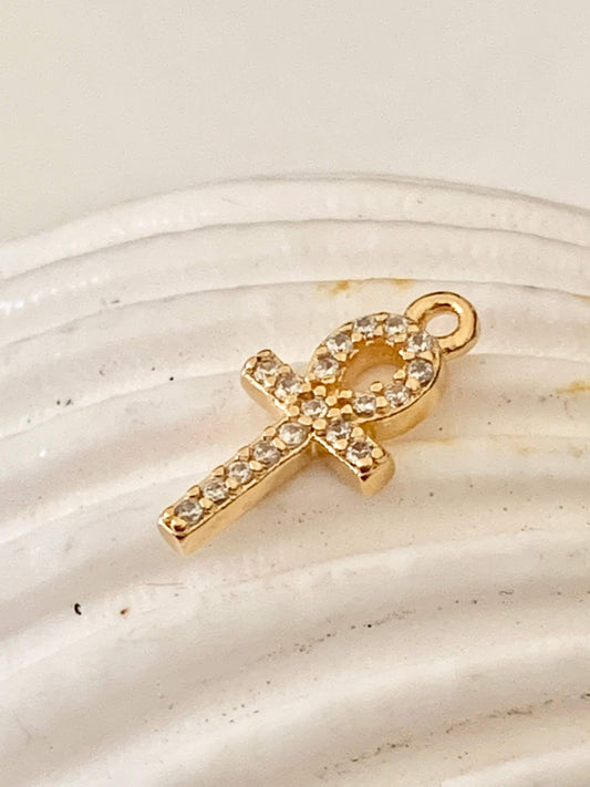 Pendentif Croix Ankh 6,6 x 13,5mm zircons véritables et plaqué or, croix de vie doré PM modèle, plaqué or 24 carats