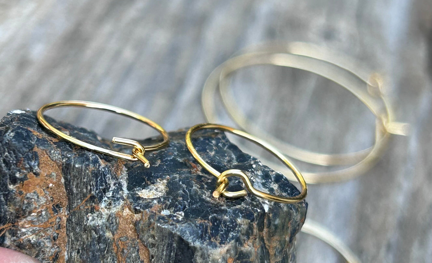 10 pièces Créoles en acier inoxydable doré, supports de boucles d'oreilles anneaux ronds, 15mm / 20mm / 25mm / 30mm