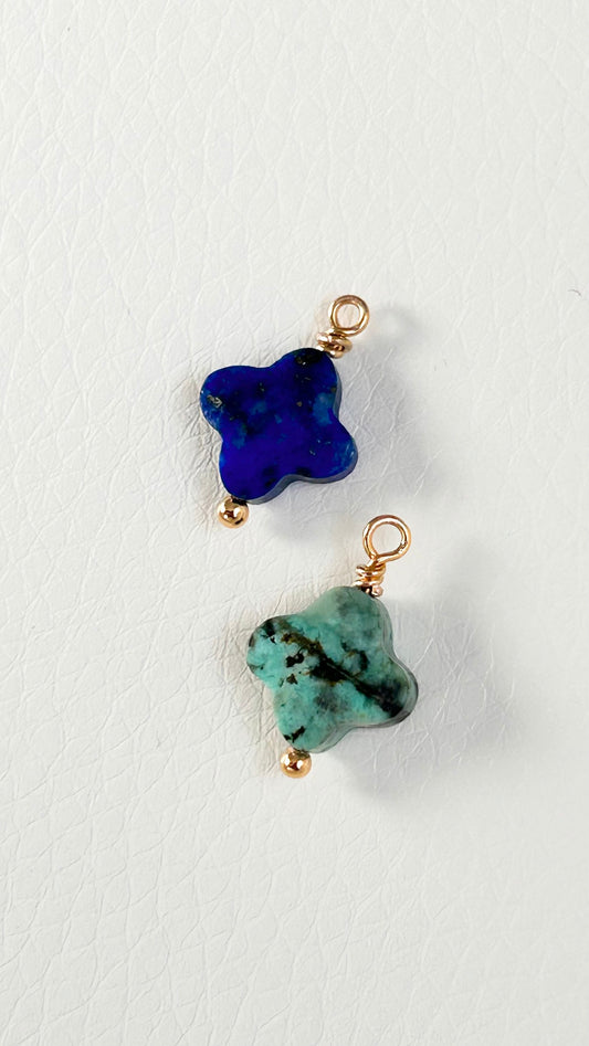 Perle trèfle Lapis / Turquoise Africaine naturelle 10m et doré or fin